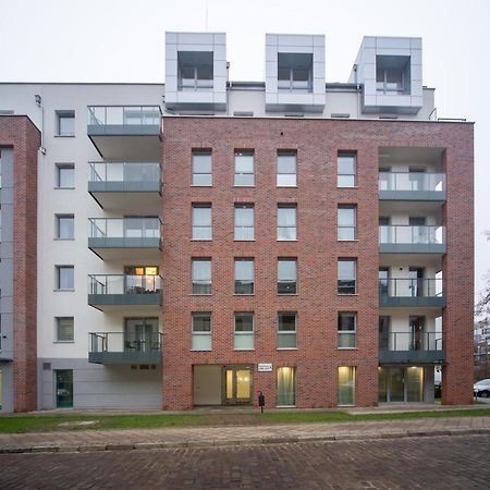 Maya'S Flats & Resorts 49 - Spacious 3 Rooms Apartment In Szafarnia Gdansk Bagian luar foto