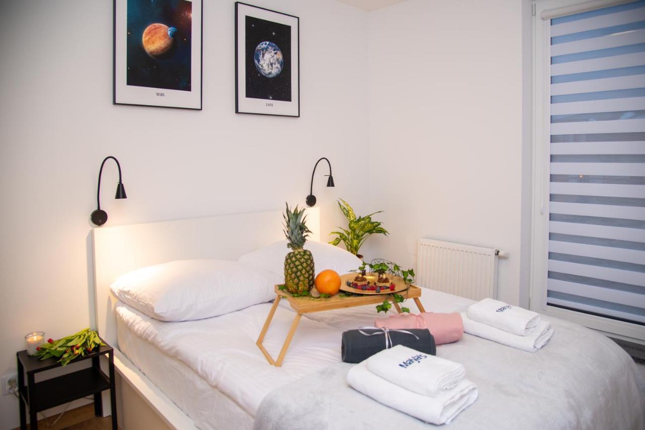 Maya'S Flats & Resorts 49 - Spacious 3 Rooms Apartment In Szafarnia Gdansk Bagian luar foto